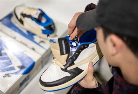 fake shoes size 13|Fake vs. Real Sneakers: How SNKRDUNK Legit Checks if .